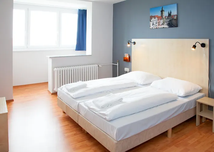 A&o Metro Strizkov Hostel *