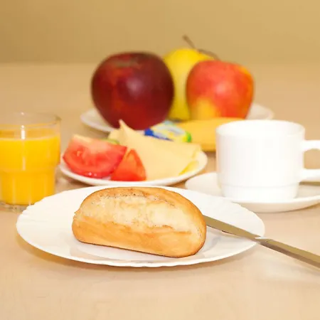 A&o Metro Strizkov Хостел