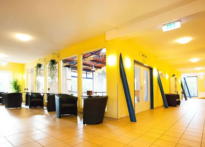 A&o Metro Strizkov Hostel *